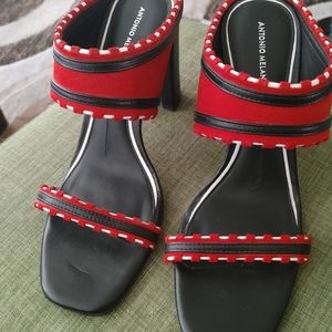 BEAUTIFUL LADIES SLIPPERS